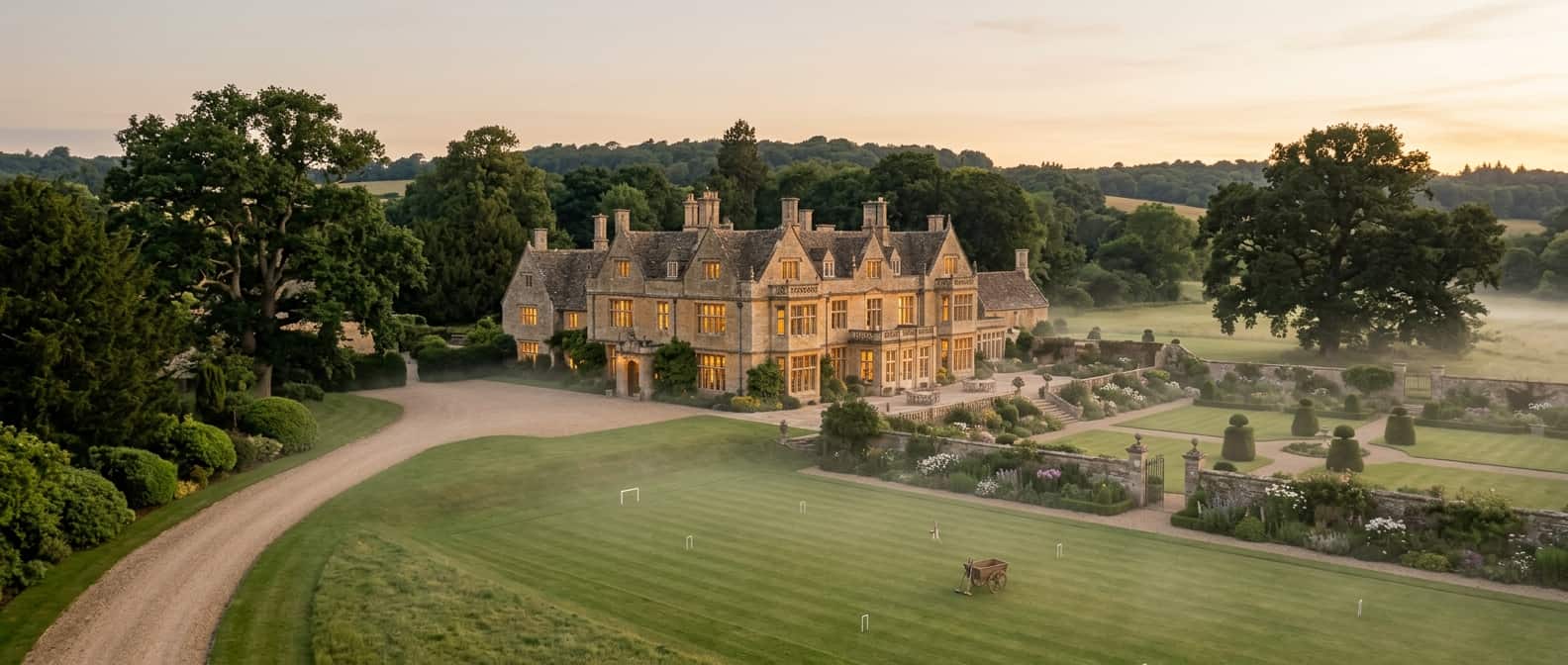 The New Arcadia: A Field Guide to the English Country Estate