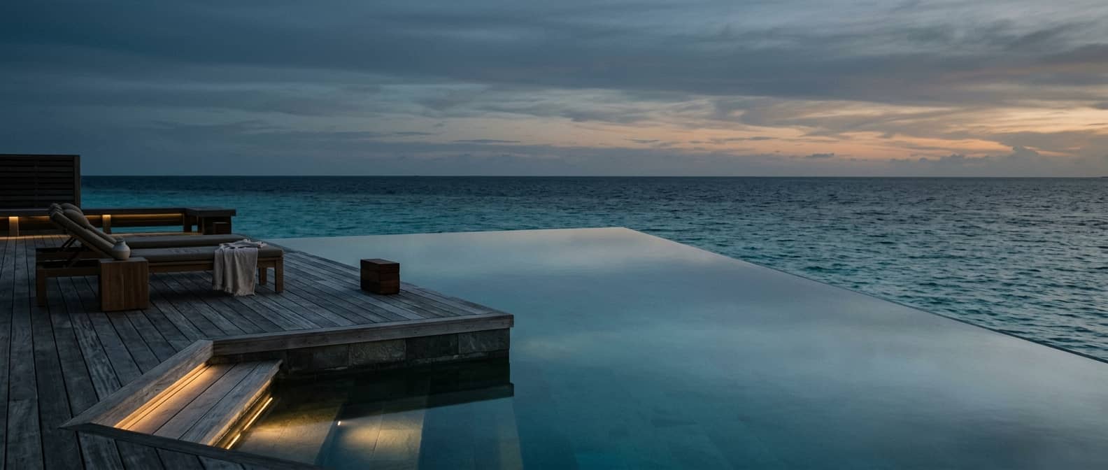 The Atoll Sanctuary: A Field Guide to the Maldives in Utmost Luxury